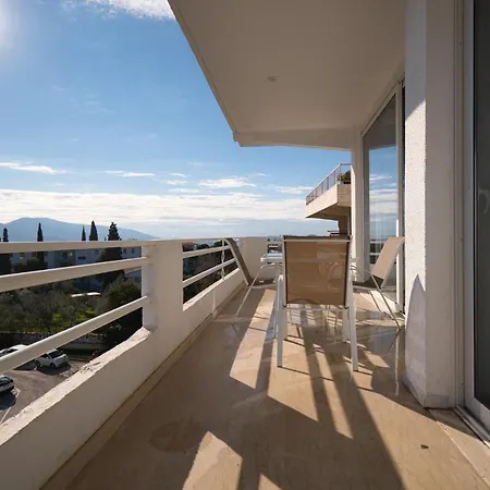 Elegant Flat Marousi District * Athens